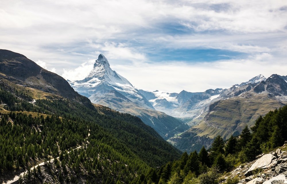 5 legendárnych európskych trekov, ktoré musí každý turista zažiť!