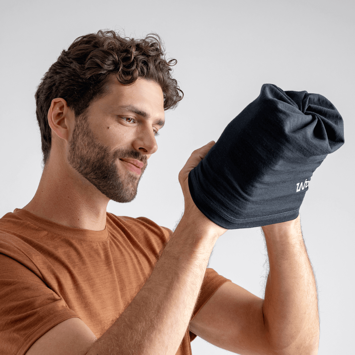 Senti Merino Multifunctional Scarf — Dark Navy
